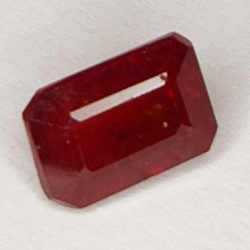 2.05ct Ruby emerald cut 7x5mm