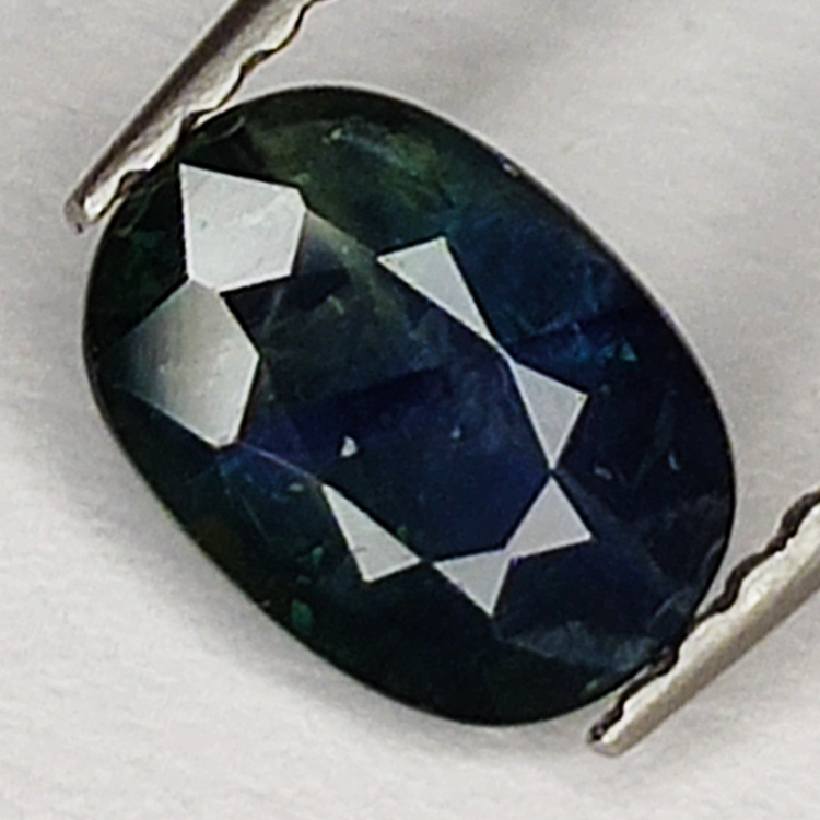 1.11ct Saphir Bleu coupe ovale 7x5mm