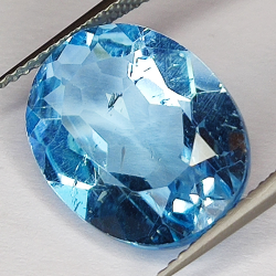 10.63ct Topazio Blu taglio ovale 16.1x12.2mm