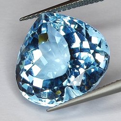 18.45ct Blue Topaz heart cut 16x16mm