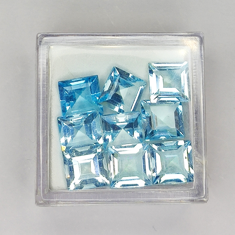 10,96ct Blauer Topas prinzessschliff 6.1x6.0mm 9stk