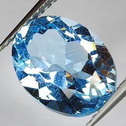 4.02ct Blue Topaz oval cut 10.9x8.3mm