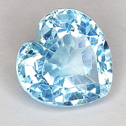 5.33ct Blauer Topas herzschliff 10.2x10.1mm