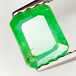 0.58ct Émeraude coupe émeraude 5.0x4.1mm