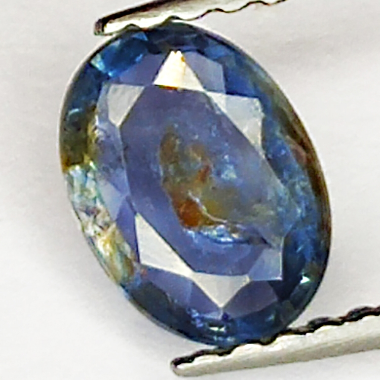 0.80ct Bleue Saphir coupe ovale 6.8x5.0mm