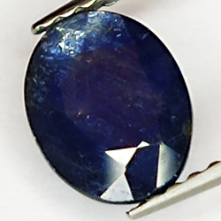 1.45ct Bleue Saphir coupe ovale 7.9x6.0mm