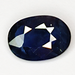 0.70ct Zaffiro blu taglio ovale 6.8x4.8mm