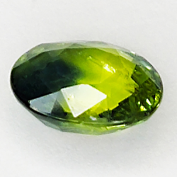 1.24ct Saphir Vert coupe ovale 7.0x5.8mm