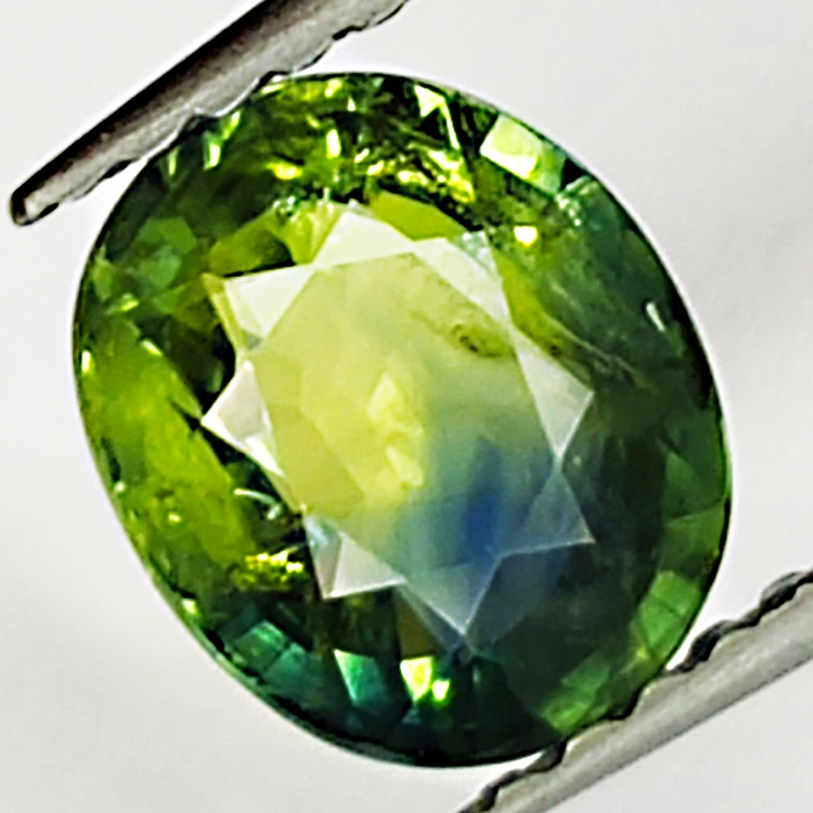 1.24ct Green Sapphire oval cut 7.0x5.8mm