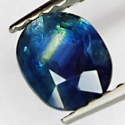 0.75ct Blauer Saphir Ovalschliff 5.8x4.8mm