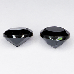 43.70ct Coppia Spinello Nero taglio rotondo 10.8x10.8mm