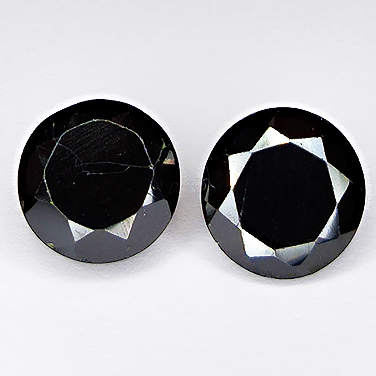 43.70ct Coppia Spinello Nero taglio rotondo 10.8x10.8mm