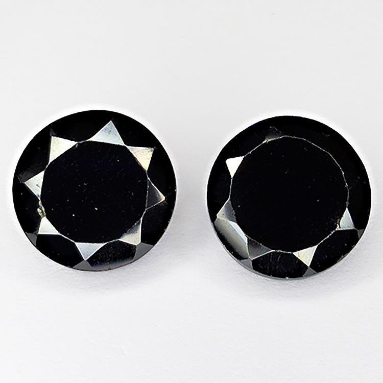 37.20ct Coppia Spinello Nero taglio rotondo 10.9x10.9mm