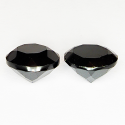 40.86ct Coppia Spinello Nero taglio rotondo 10.8x10.8mm