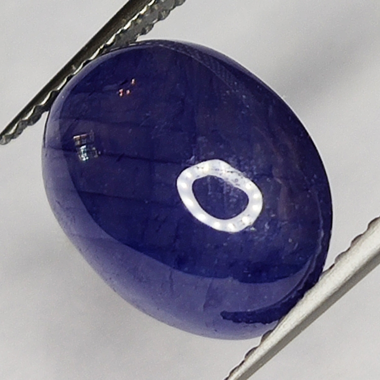 9.16ct Blauer Saphir cabochon oval 12.7x9.7mm