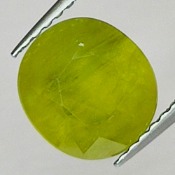 2.70ct Zaffiro verde taglio ovale 8.4x7.6mm