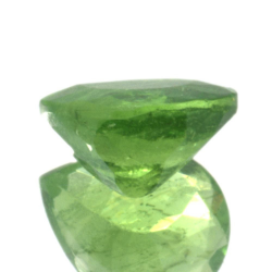 0,95ct Tsavorite Pear Cut