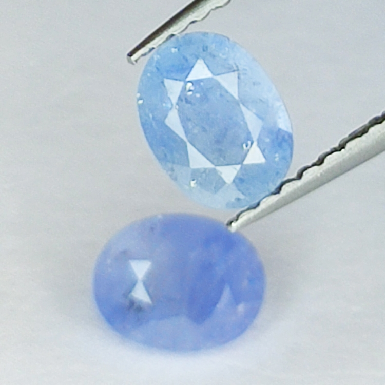 1.84ct Paire Saphir Bleu coupe ovale 6.2x5.0mm