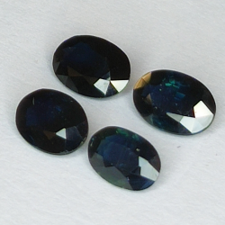 2.40ct Bleu Saphir ovale coupe 6.3x4.4mm 4pcs