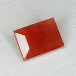 0.84ct Zaffiro Padparascha taglio baguette 5x4mm