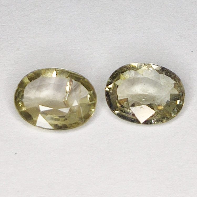 2.28ct Pair Green Sapphire oval cut 7.9x2.9mm