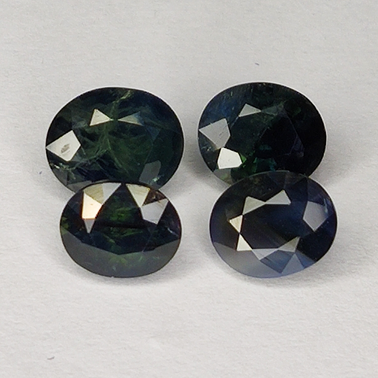 4.60ct Blauer Saphir ovalschliff 7.0x5.8mm 4stk