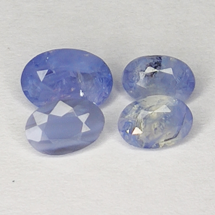 1.98ct Blauer Saphir ovalschliff 6.6x4.6mm 4stk