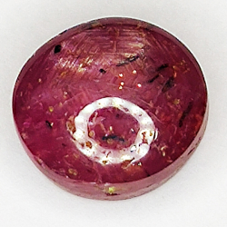 4.90ct Rubin Stern cabochon oval 8.7x7.9mm