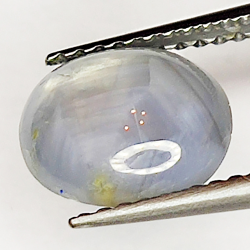 3.37ct Zaffiro Bianco Stella cabochon ovale 9.0x7.7mm