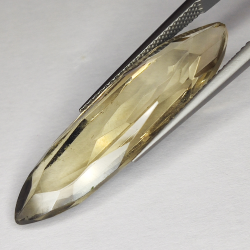 16.57ct Quartz Fumé coupe marquise 34x9mm