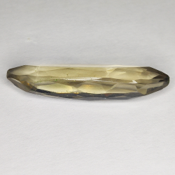 16.57ct Cuarzo Ahumado talla marquís 34x9mm