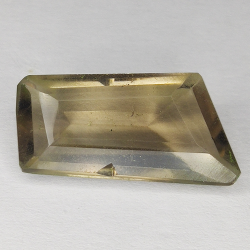 9.95ct Quartz Fumé coupe fantaisie 21x11mm