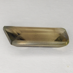 9.95ct Quartz Fumé coupe fantaisie 21x11mm