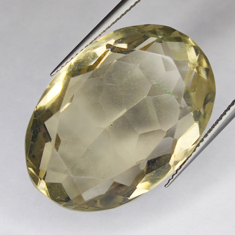 49.46ct Quartz Fumé coupe ovale 29x20mm