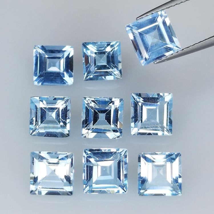 12.55ct Topaze Bleue coupe princesse 6.2x6.2mm 9pcs