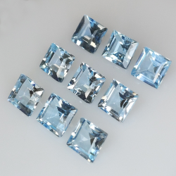 12.55ct Topazio Blu taglio principessa 6.2x6.2mm 9pz