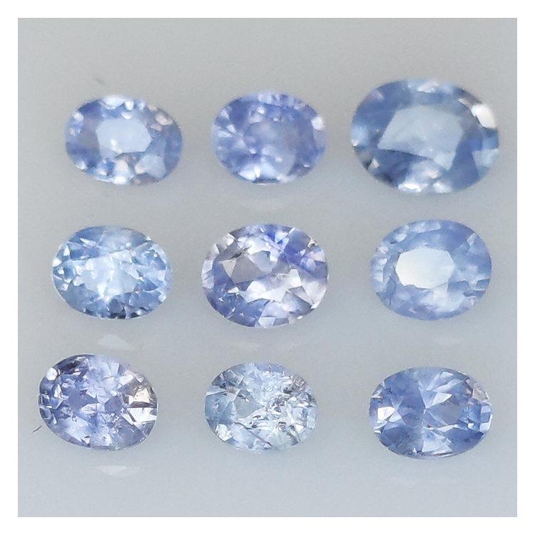 2.53ct Blauer Saphir ovalschliff 5.1x4.0mm 9stk