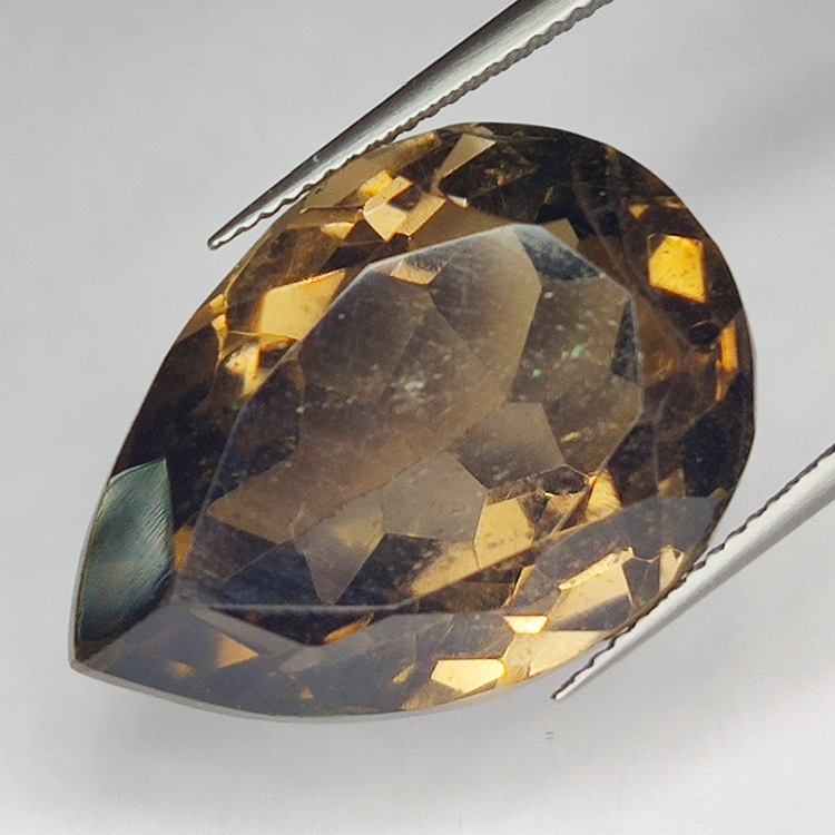 37.45ct Quartz Fumé coupe poire 24x16mm