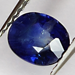 0.94ct Blauer Saphir ovalschliff 6x4mm