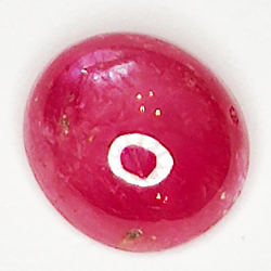 1.97ct Rubis Étoilé cabochon ovale 7.6x6.7mm