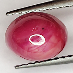2.97ct Rubí Estrella cabujón oval 7.9x6.1mm