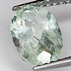 1.34ct Acquamarina verde taglio ovale 8.8x5.9mm