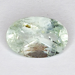 1.34ct Acquamarina verde taglio ovale 8.8x5.9mm