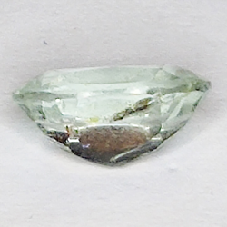 1.34ct Acquamarina verde taglio ovale 8.8x5.9mm