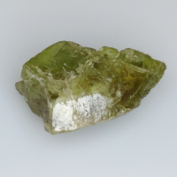 18,17ct Rohgrün Sphene 21.4x13.0mm