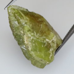 18,17ct Rohgrün Sphene 21.4x13.0mm