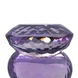 33,51ct Amethyst im Ovalschliff 23,6x18,4 mm