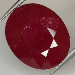 Rubis taille émeraude 13.72ct