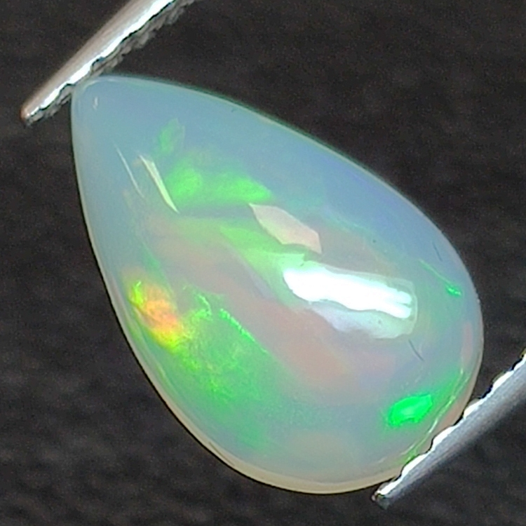 Pear-cut Ethiopian opal 1.11ct