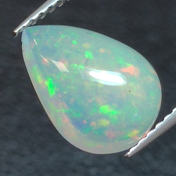 Ethiopian pear-cut opal 1.74ct